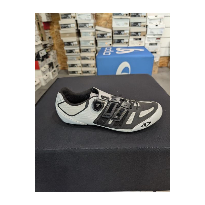 Buty rowerowe SPD Giro Sentrie Techlace r.43.5