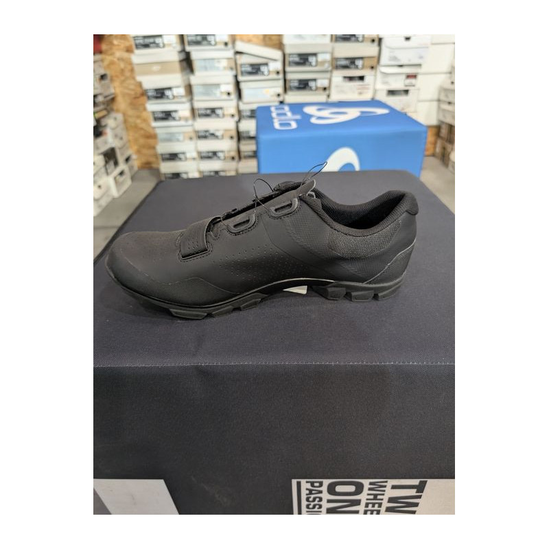 Buty nowe rowerowe SPD Bontrager foray r.45