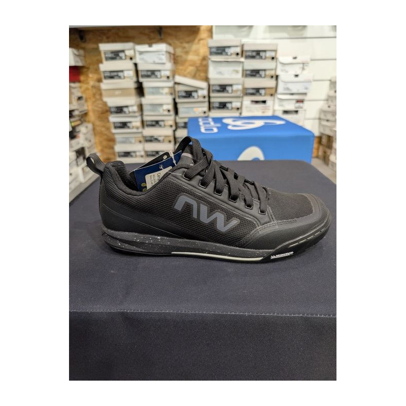 Buty nowe rowerowe Northwave clan 2, r.42