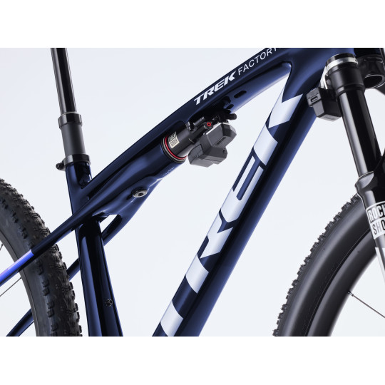 Rower TREK Supercaliber SLR 9.8 X0 Flight Attendant Gen 2