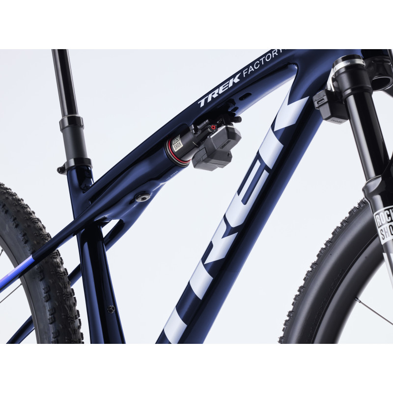 Rower TREK Supercaliber SLR 9.8 X0 Flight Attendant Gen 2