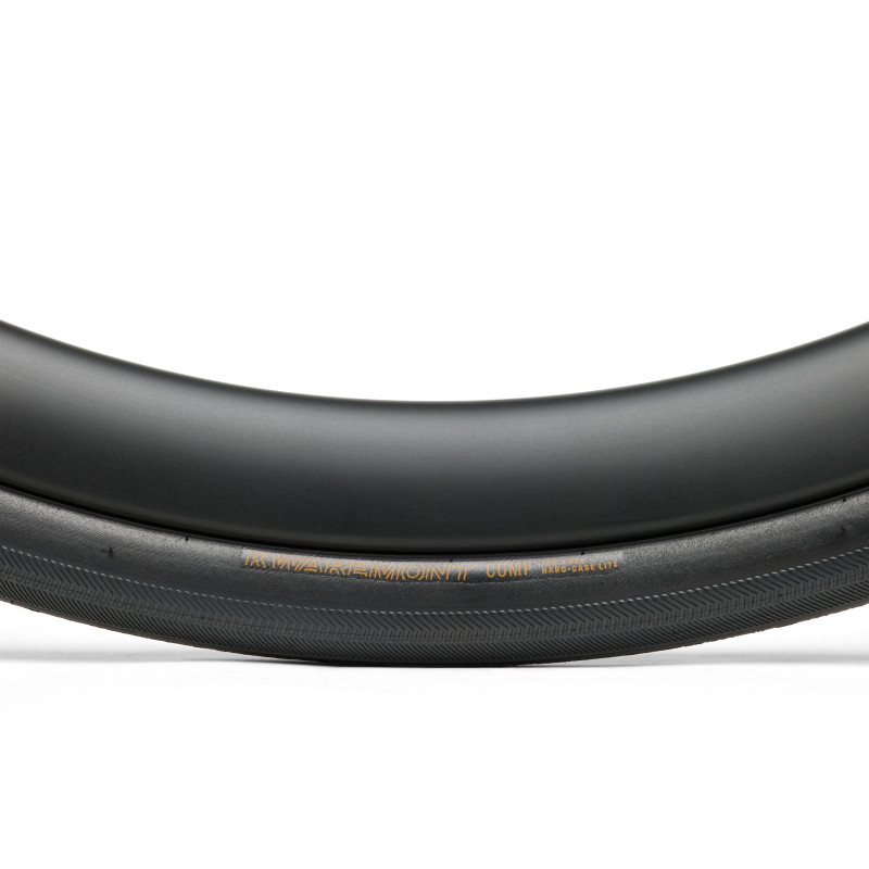 Opona BONTRAGER Opona szosowa Bontrager Kwaremont Comp