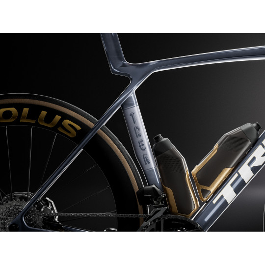 Rower TREK Madone SLR 9 AXS Gen 8 – nr 76 ICON